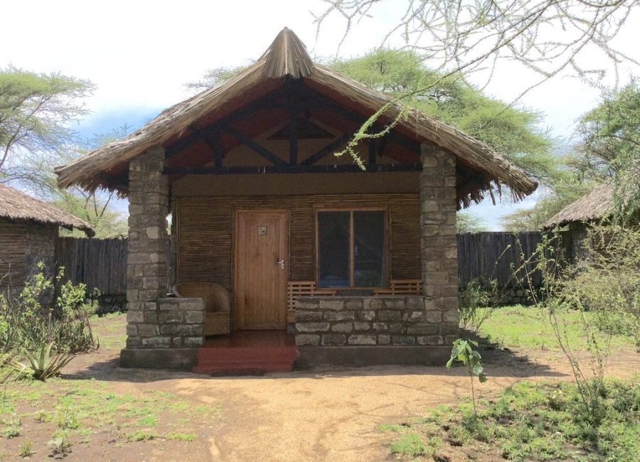 9 Ndutu Safari Lodge
